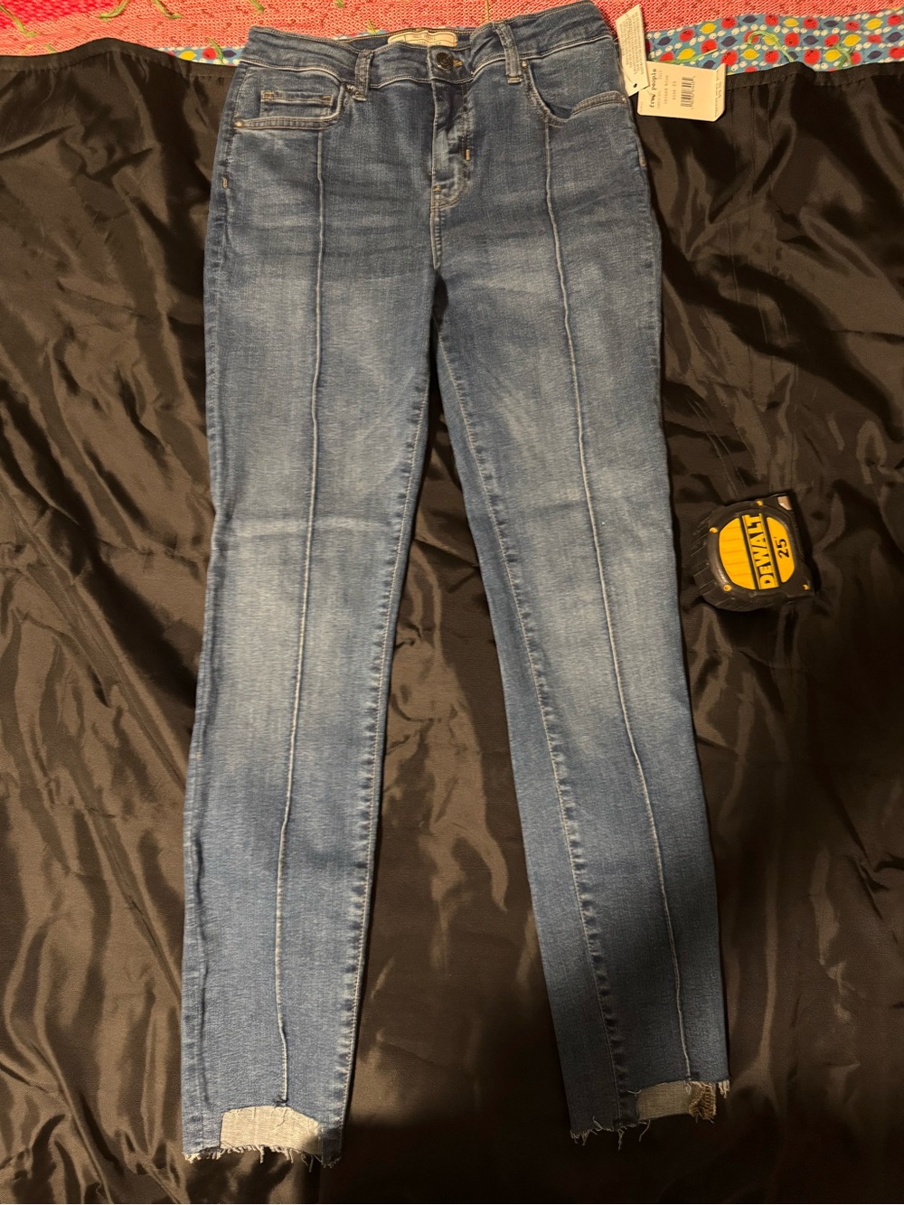 NWT Free People “Low Rise Pintuck” Skinny Jeans 29R Island Blue